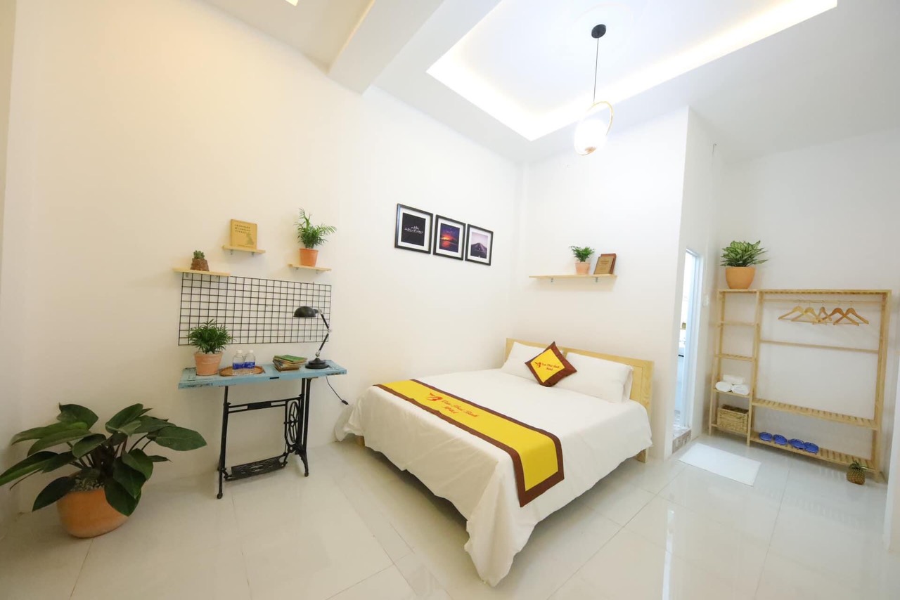 Phòng 1 giường loại 3 - Khách sạn Văn Thái Bình
